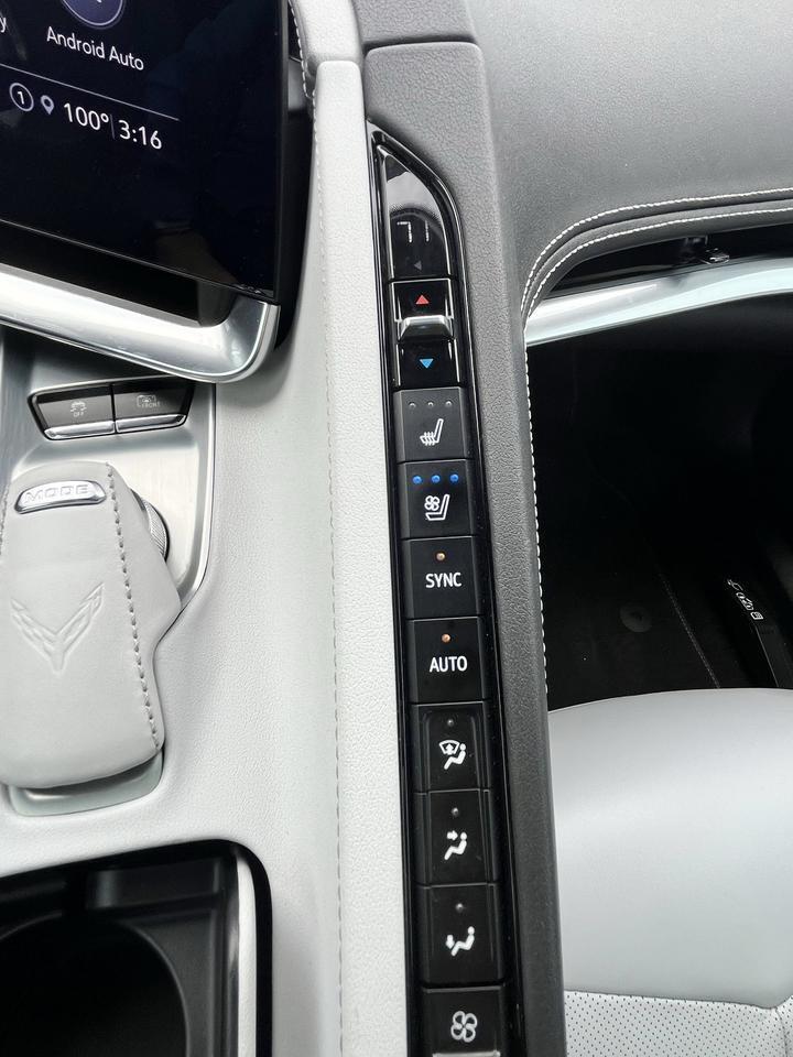 2023 Chevrolet Corvette 2LT Castroville TX