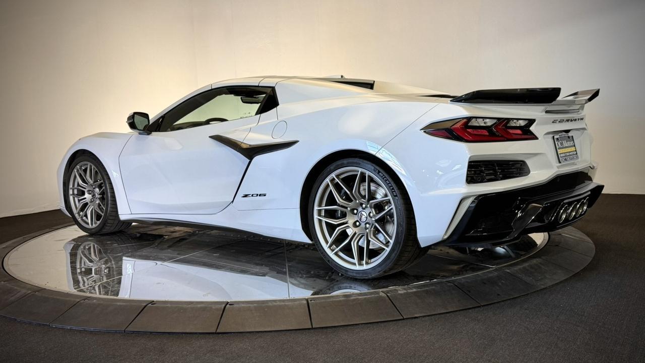 2023 Chevrolet Corvette 2LZ