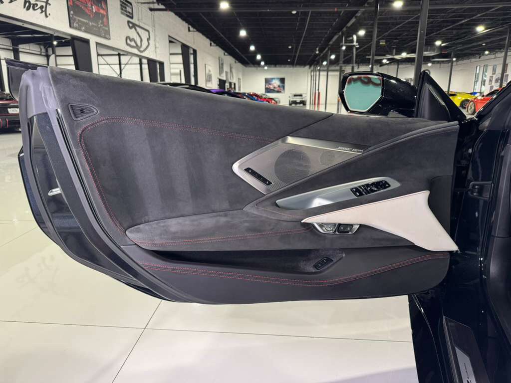 2023 Chevrolet Corvette 3LT 70th Anniversary, Carbon Flash paint, carbon GT2 seats, Bose Performance audio AND MUCH MORE!! Fort Lauderdale FL