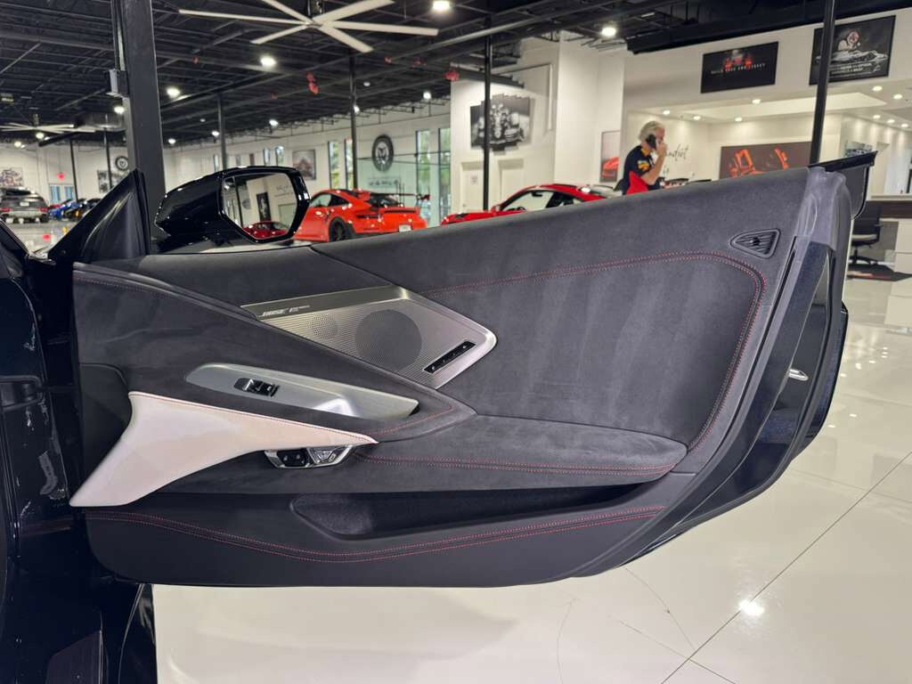 2023 Chevrolet Corvette 3LT 70th Anniversary, Carbon Flash paint, carbon GT2 seats, Bose Performance audio AND MUCH MORE!! Fort Lauderdale FL
