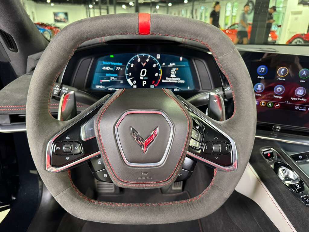 2023 Chevrolet Corvette 3LT 70th Anniversary, Carbon Flash paint, carbon GT2 seats, Bose Performance audio AND MUCH MORE!! Fort Lauderdale FL