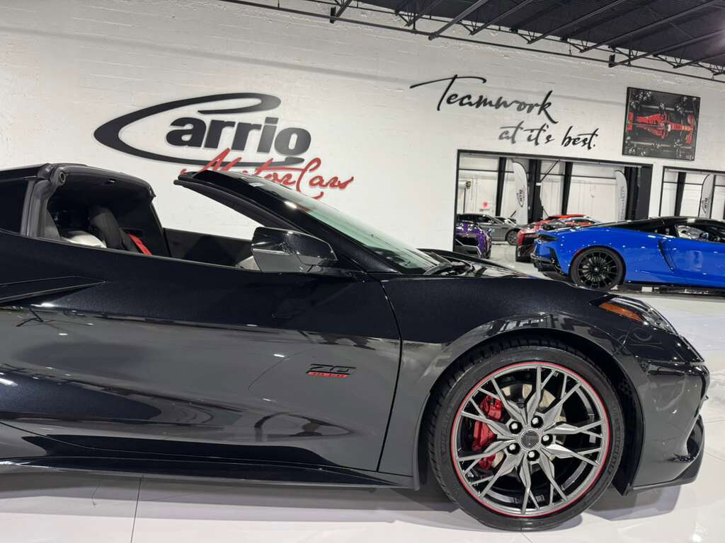 2023 Chevrolet Corvette 3LT 70th Anniversary, Carbon Flash paint, carbon GT2 seats, Bose Performance audio AND MUCH MORE!! Fort Lauderdale FL