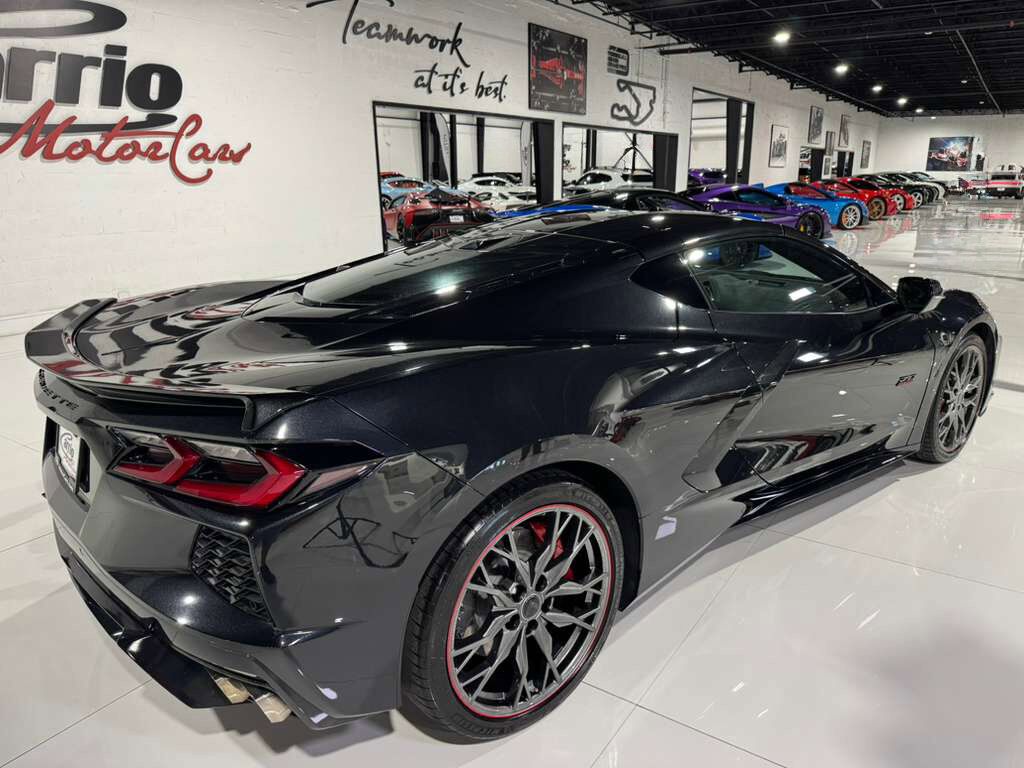 2023 Chevrolet Corvette 3LT 70th Anniversary, Carbon Flash paint, carbon GT2 seats, Bose Performance audio AND MUCH MORE!! Fort Lauderdale FL