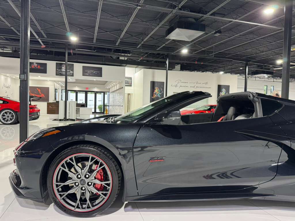 2023 Chevrolet Corvette 3LT 70th Anniversary, Carbon Flash paint, carbon GT2 seats, Bose Performance audio AND MUCH MORE!! Fort Lauderdale FL