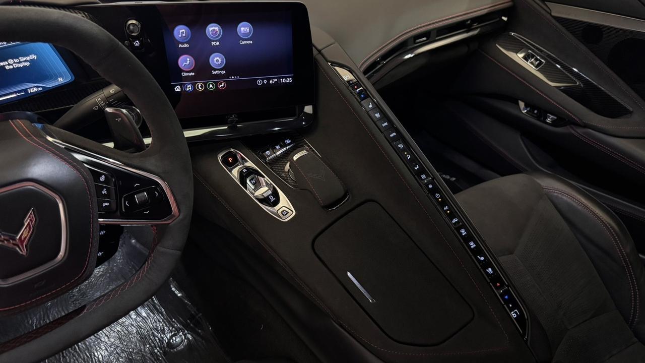 2023 Chevrolet Corvette 3LT photo 4