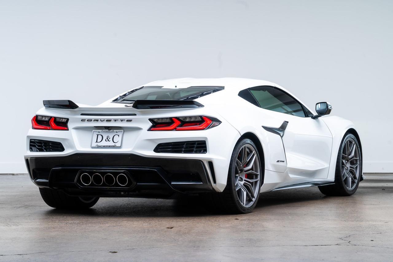 2023 Chevrolet Corvette Z06 3LZ Carbon Ground Effect Bose Audio Portland OR