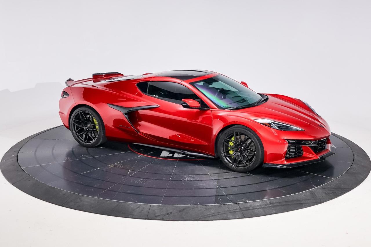 2023 Chevrolet Corvette Z06 3LZ w/ Front Lift & Carbon Fiber Roof Panel Franklin TN