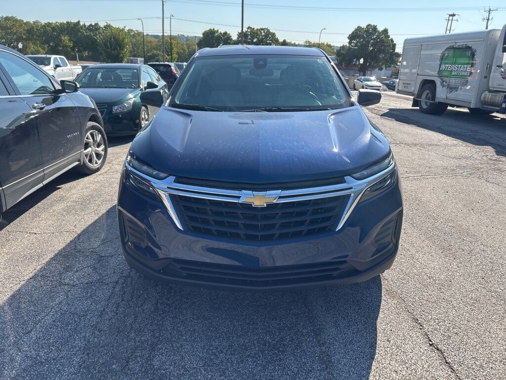 2023 Chevrolet Equinox LS Akron