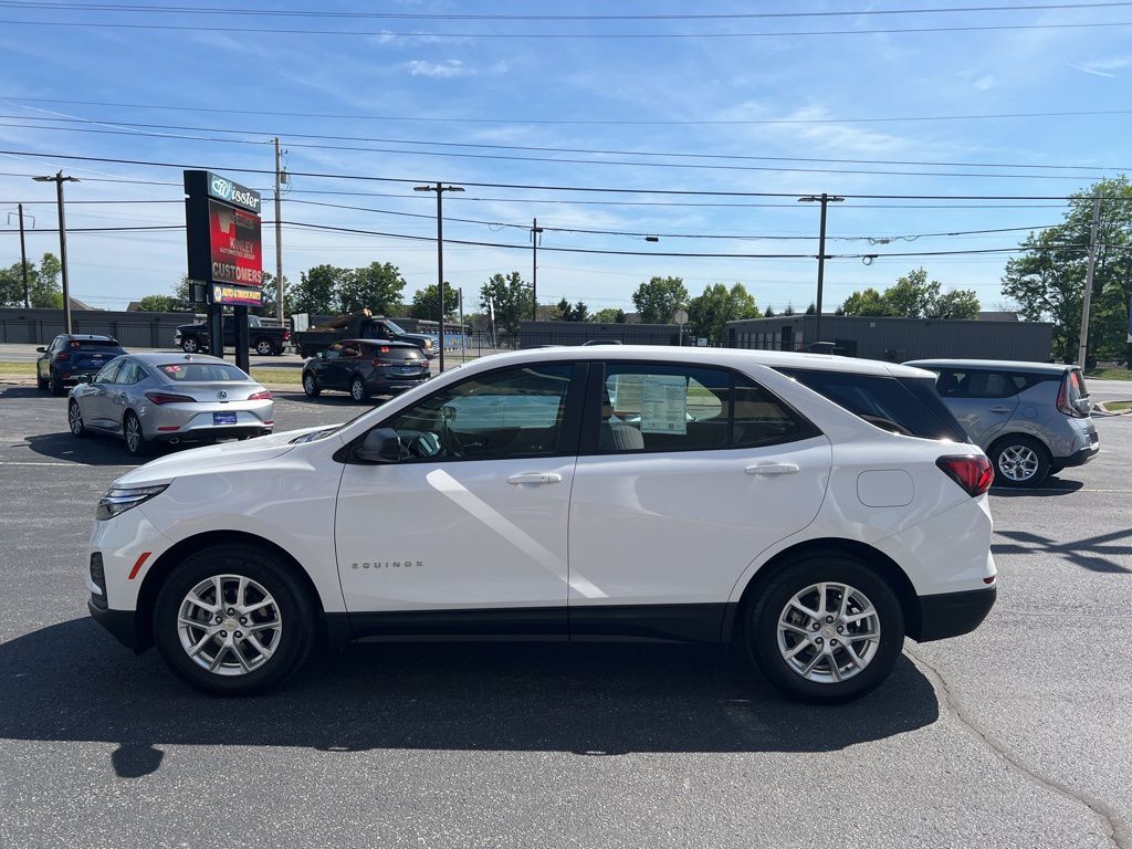 2023 Chevrolet Equinox LS