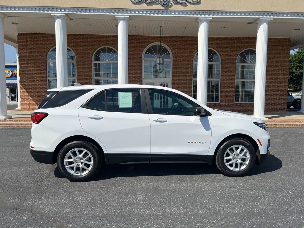 2023 Chevrolet Equinox LS Mount Joy PA
