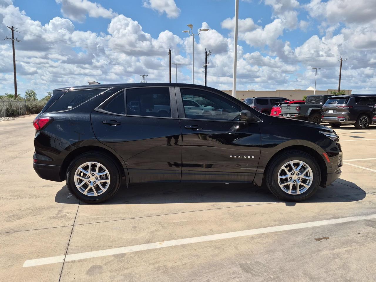 2023 Chevrolet Equinox LS