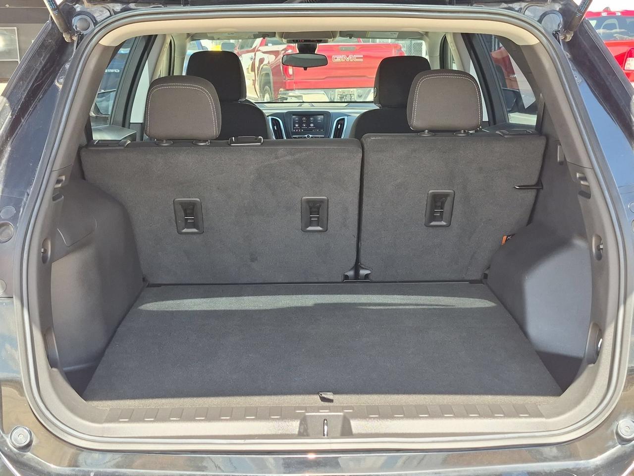 2023 Chevrolet Equinox LS Castroville TX