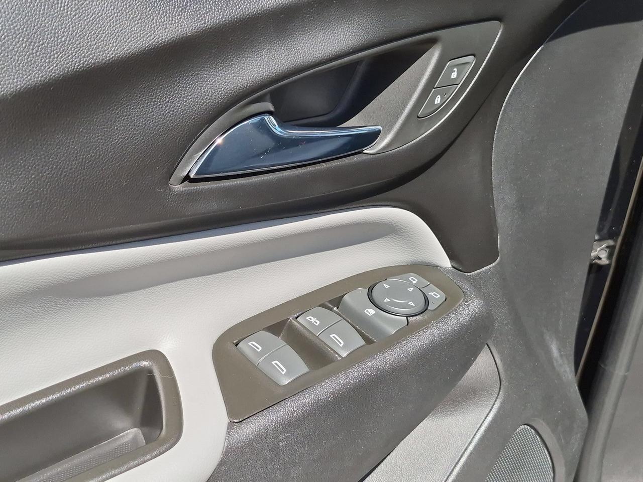 2023 Chevrolet Equinox LS Castroville TX
