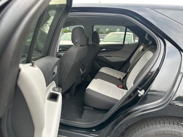 2023 Chevrolet Equinox LS Worcester MA 2023 Chevrolet Equinox LS Worcester MA