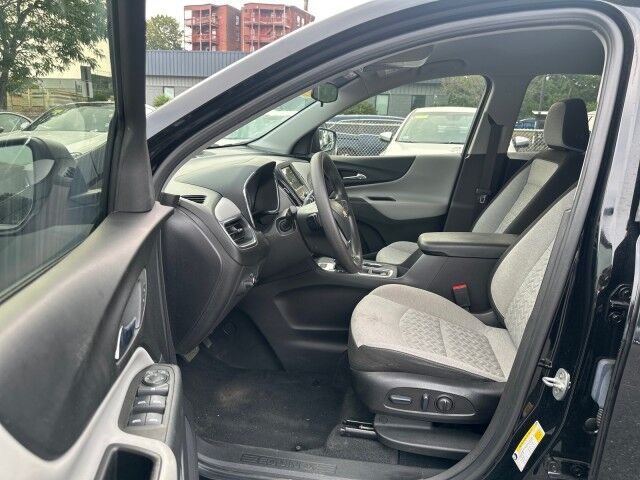 2023 Chevrolet Equinox LS Worcester MA 2023 Chevrolet Equinox LS Worcester MA