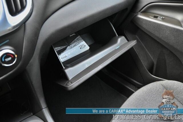 2023 Chevrolet Equinox LT / AWD / Power Premium Cloth Seats / Lane Departure & Forward Collision Warning / Apple CarPlay & Android Auto / Back Up Camera / Keyless Entry & Start / Block Heater / Aluminum Wheels / 30 MPG / 1-Owner Anchorage AK