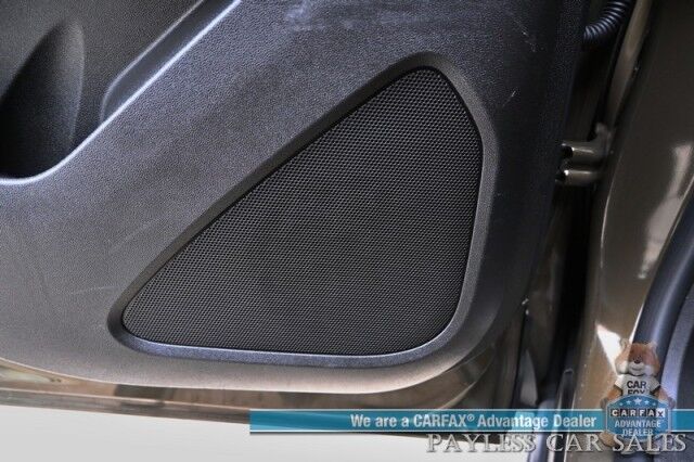 2023 Chevrolet Equinox LT / AWD / Power Premium Cloth Seats / Lane Departure & Forward Collision Warning / Apple CarPlay & Android Auto / Back Up Camera / Keyless Entry & Start / Block Heater / Aluminum Wheels / 30 MPG / 1-Owner Anchorage AK