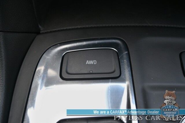 2023 Chevrolet Equinox LT / AWD / Premium Cloth Seats / Lane Departure & Blind Spot Alert / Apple CarPlay & Android Auto / USB & Aux Input / Back Up Camera / Keyless Entry & Start / Forward Collision Alert / 30MPG / 1-Owner Anchorage AK