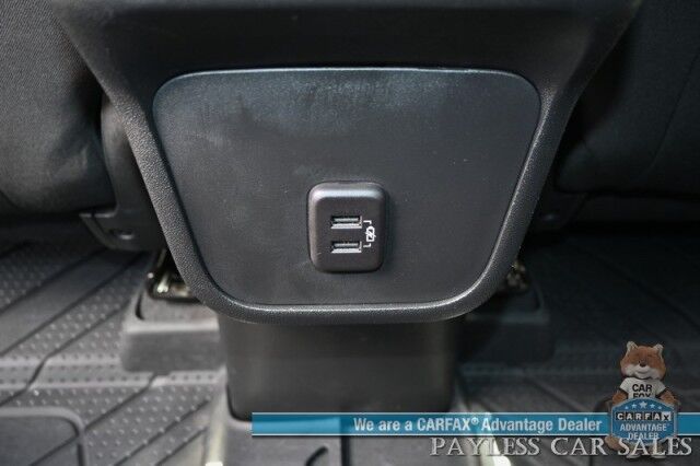 2023 Chevrolet Equinox LT / AWD / Premium Cloth Seats / Lane Departure & Blind Spot Alert / Apple CarPlay & Android Auto / USB & Aux Input / Back Up Camera / Keyless Entry & Start / Forward Collision Alert / 30MPG / 1-Owner Anchorage AK