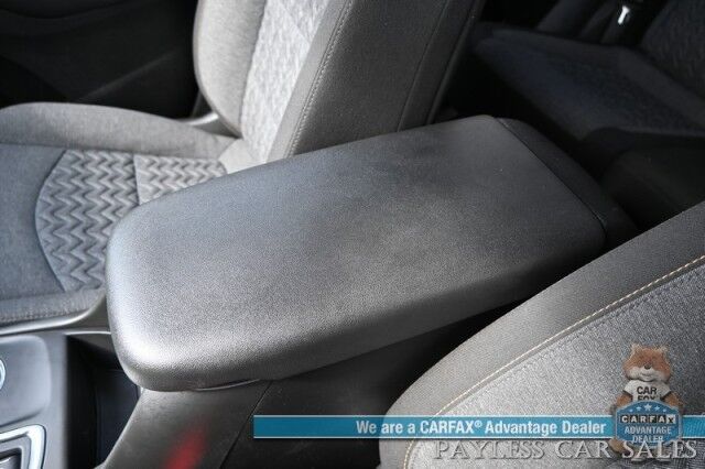 2023 Chevrolet Equinox LT / AWD / Premium Cloth Seats / Lane Departure & Blind Spot Alert / Apple CarPlay & Android Auto / USB & Aux Input / Back Up Camera / Keyless Entry & Start / Forward Collision Alert / 30MPG / 1-Owner Anchorage AK