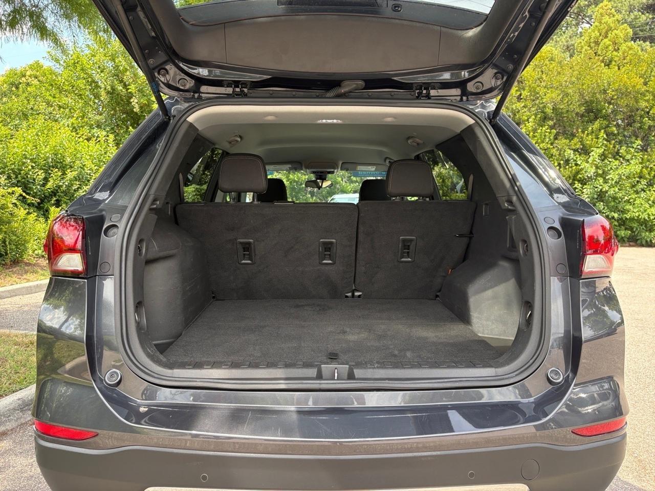 2023 Chevrolet Equinox LT, BLIND SPOT ALERT, LANE KEEP ASSIST, FORWARD COLLISION WARNING, APPLE CARPLAY/ANDROID AUTO, BACKUP CAMERA, PARKING SENSORS, TINTED WINDOWS, CLEAN CARFAX, GET THE FAMILY READY FOR A NEW RIDE! Virginia Beach VA