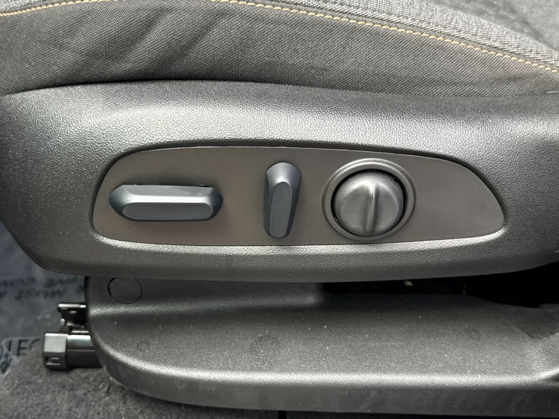 2023 Chevrolet Equinox LT Sport Utility 4D