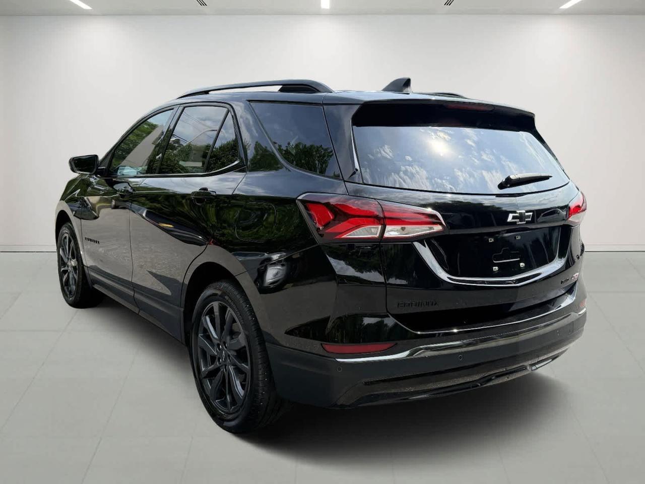 2023 Chevrolet Equinox RS Westborough MA