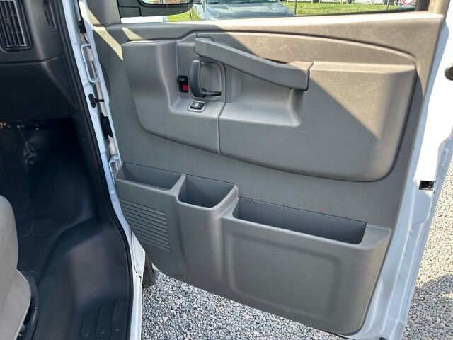 2023 Chevrolet Express 2500 Cargo Van w/ Bulkhead Ashland VA
