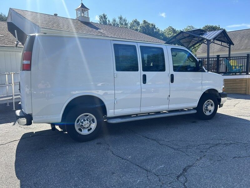 2023 Chevrolet Express Cargo Van - 1 OWNER - LOW MILES Whitinsville MA