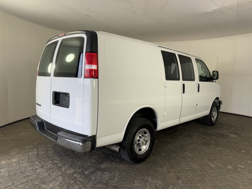 2023 Chevrolet Express Cargo Van 2500 Maumee OH