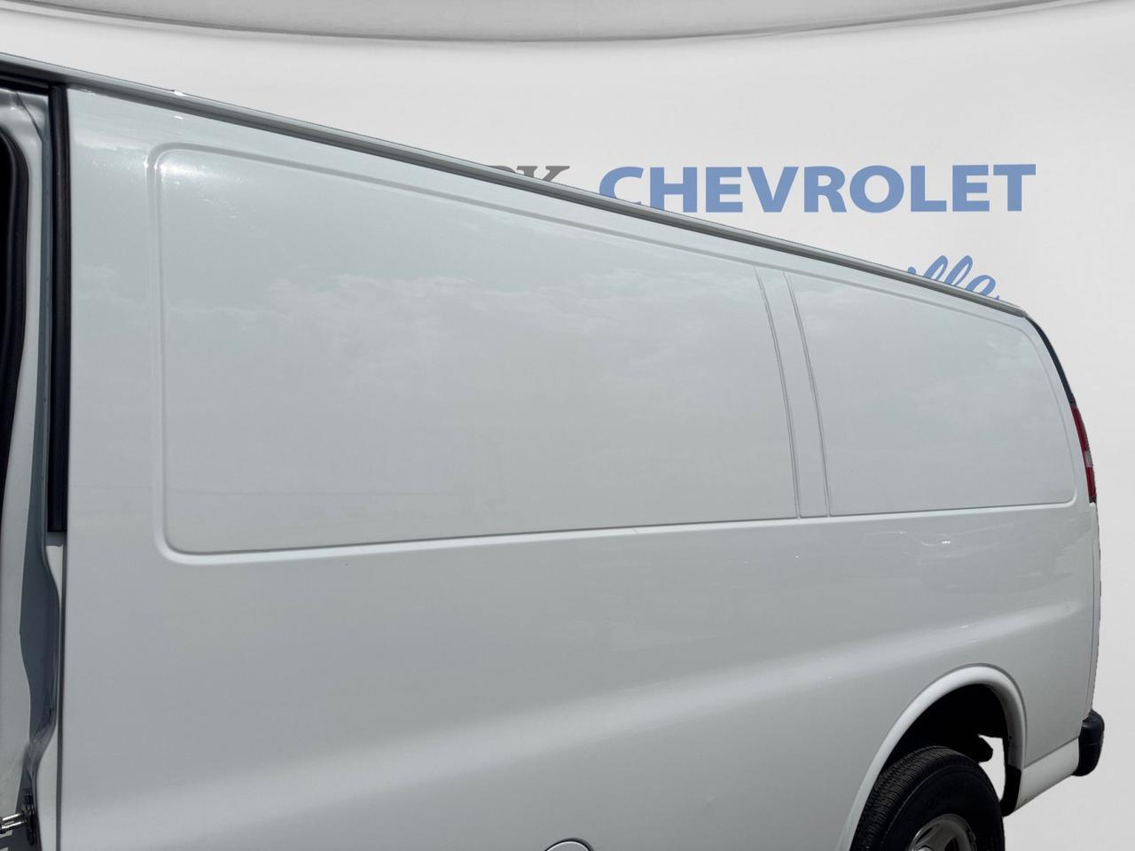 2023 Chevrolet Express Cargo Van CARGO Castroville TX