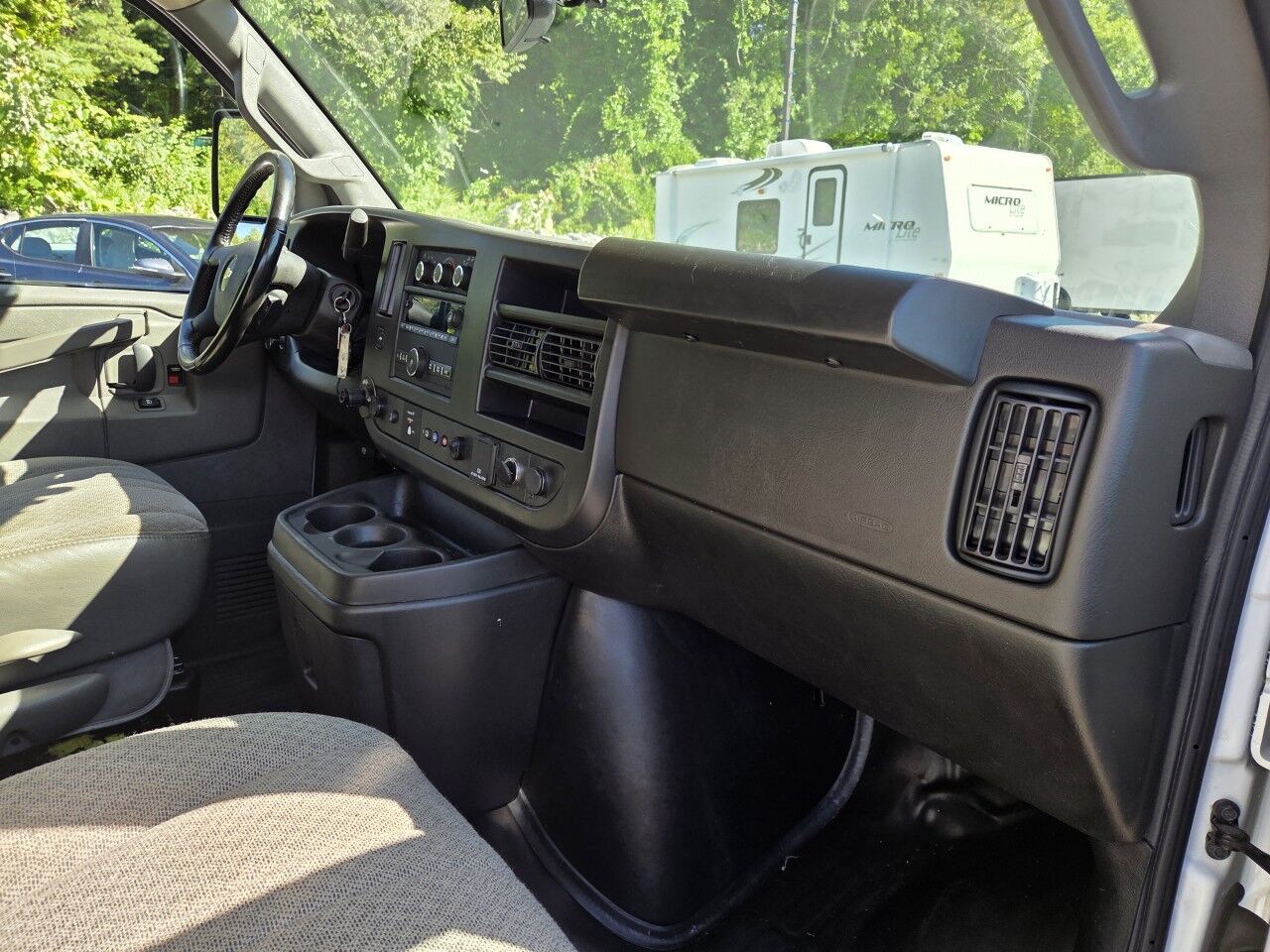 2023 Chevrolet Express Commercial Cutaway Charlton MA