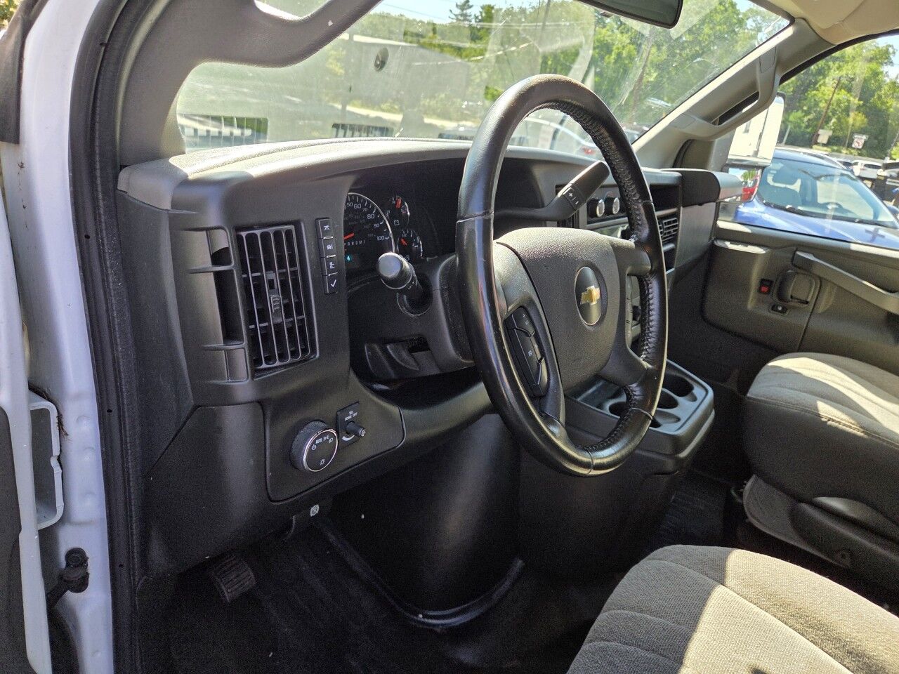2023 Chevrolet Express Commercial Cutaway Charlton MA