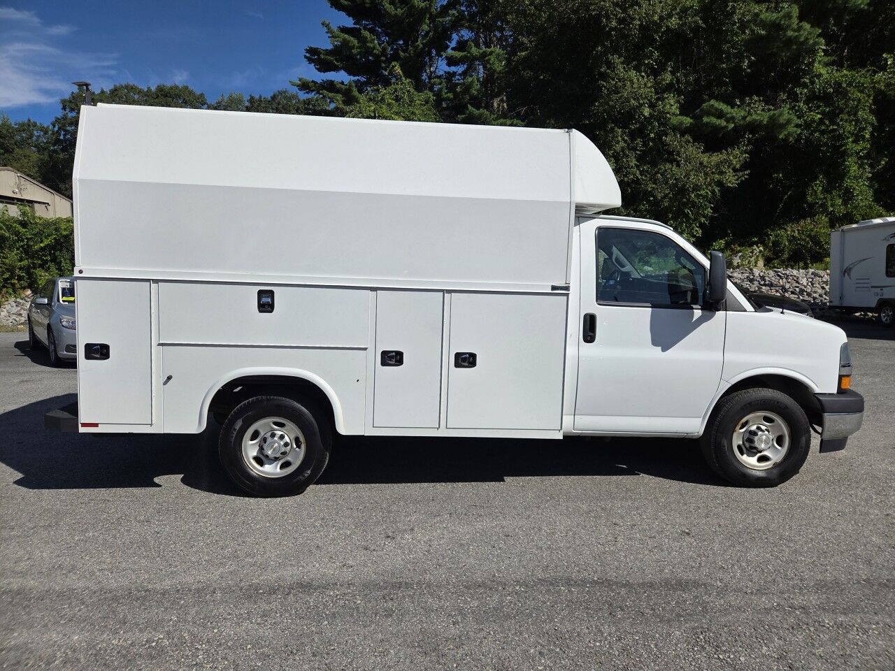 2023 Chevrolet Express Commercial Cutaway Charlton MA