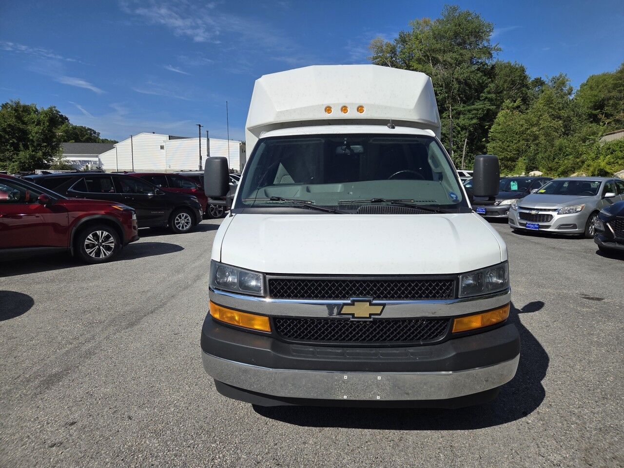 2023 Chevrolet Express Commercial Cutaway