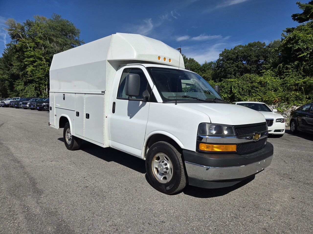 2023 Chevrolet Express Commercial Cutaway