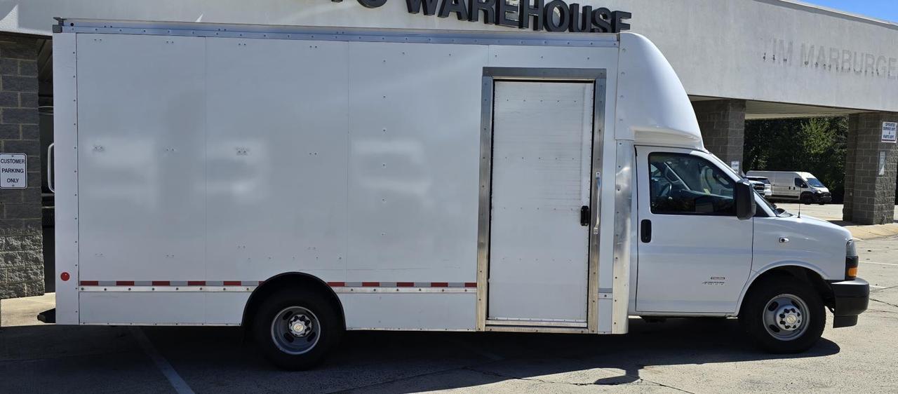 2023 Chevrolet Express Commercial Cutaway 4500 16ft Box W/Shelf and Roll-Up Door Concord NC