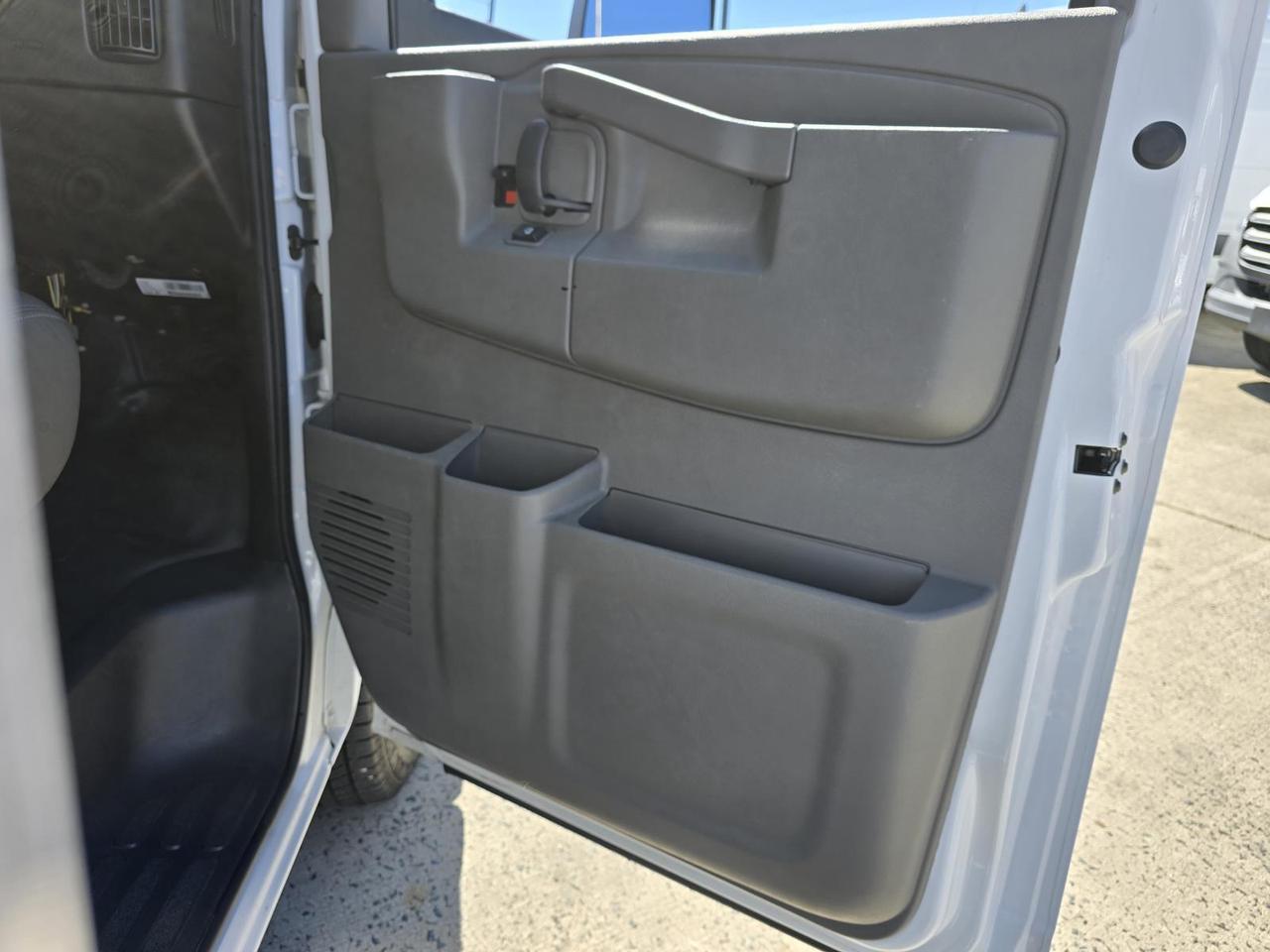 2023 Chevrolet Express Commercial Cutaway 4500 16ft Box W/Shelf and Roll-Up Door Concord NC