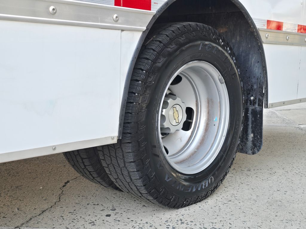 2023 Chevrolet Express Cutaway 4500 Series Concord NC