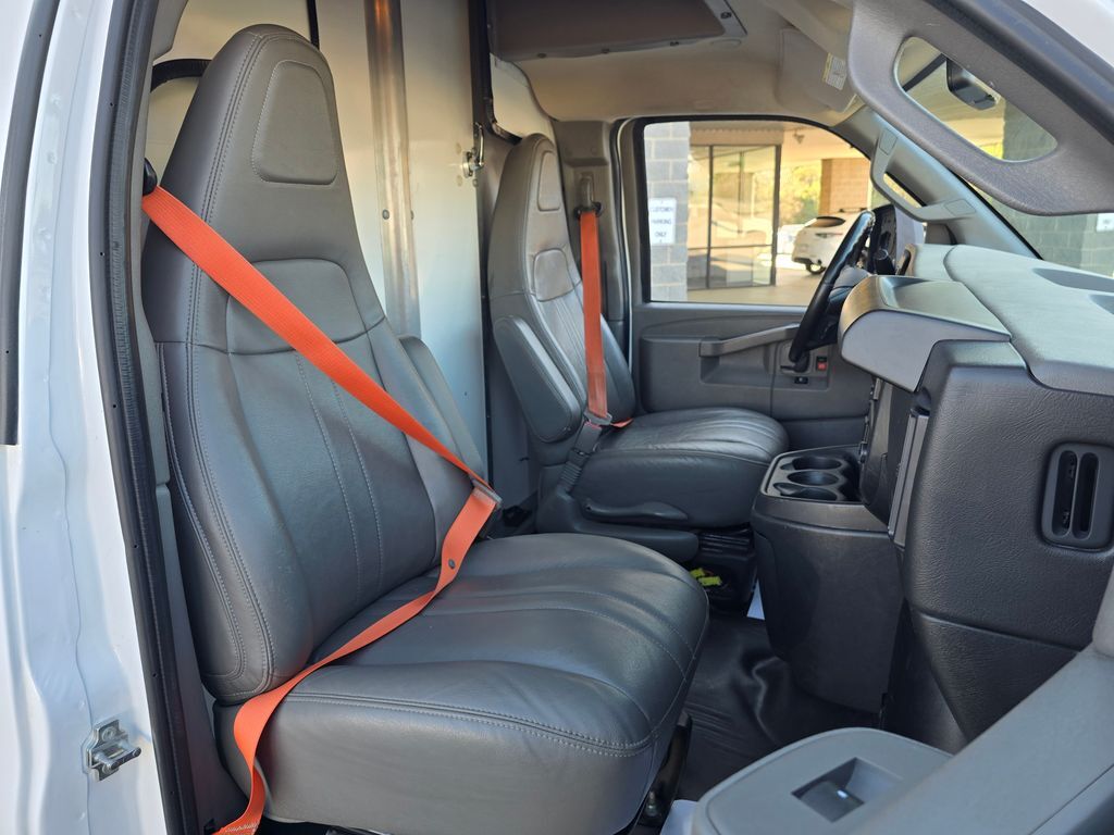 2023 Chevrolet Express Cutaway 4500 Series Concord NC