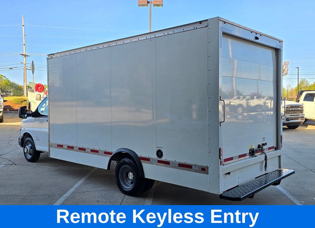 2023 Chevrolet Express Cutaway 4500 Series Concord NC