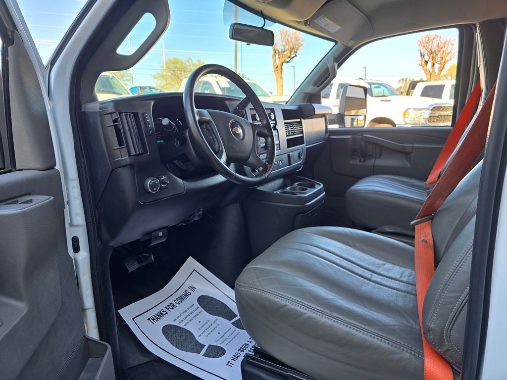 2023 Chevrolet Express Cutaway 4500 Series Concord NC