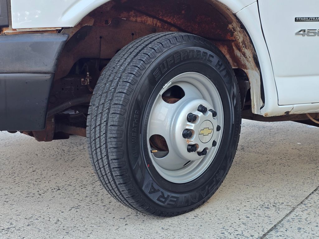 2023 Chevrolet Express Cutaway 4500 Series Concord NC