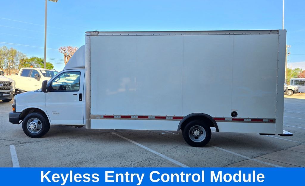 2023 Chevrolet Express Cutaway 4500 Series Concord NC