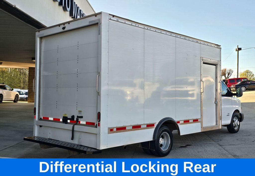 2023 Chevrolet Express Cutaway 4500 Series Concord NC