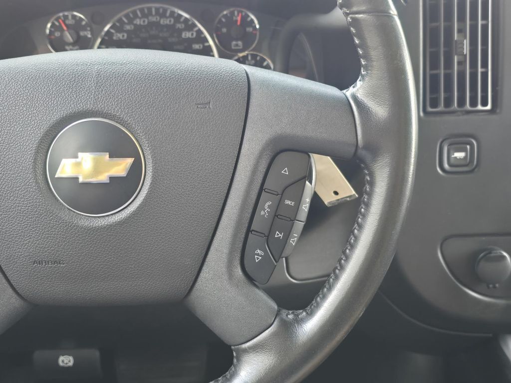 2023 Chevrolet Express Cutaway 4500 Series Concord NC