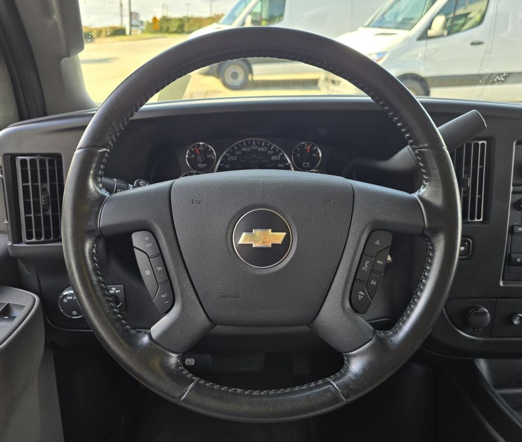 2023 Chevrolet Express Cutaway 4500 Series Concord NC