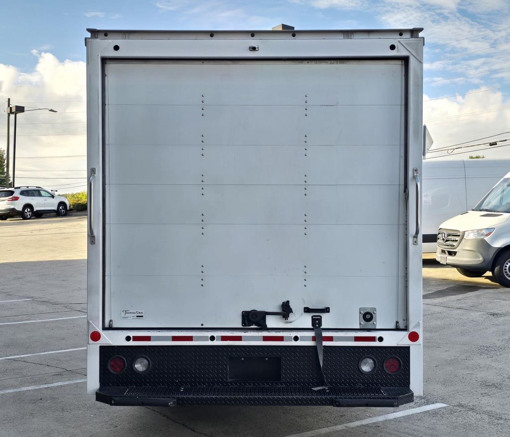 2023 Chevrolet Express Cutaway 4500 Series Concord NC