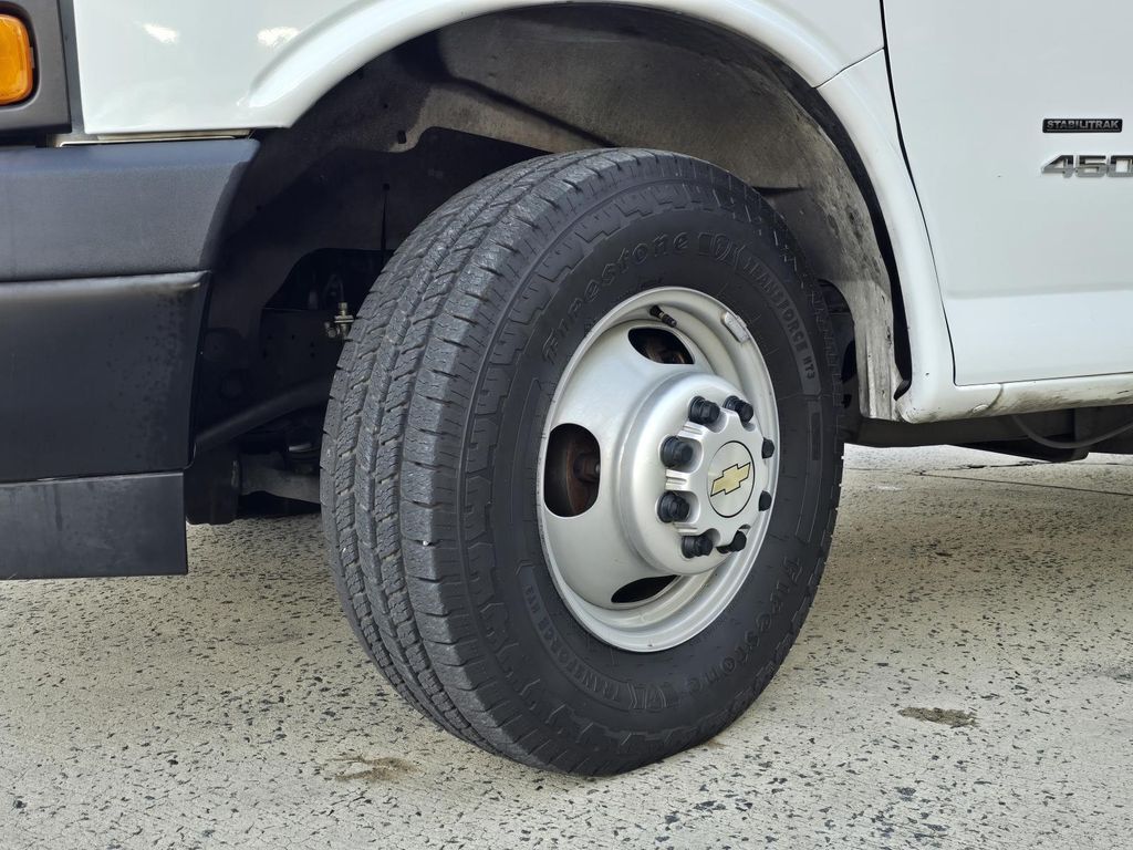 2023 Chevrolet Express Cutaway 4500 Series Concord NC