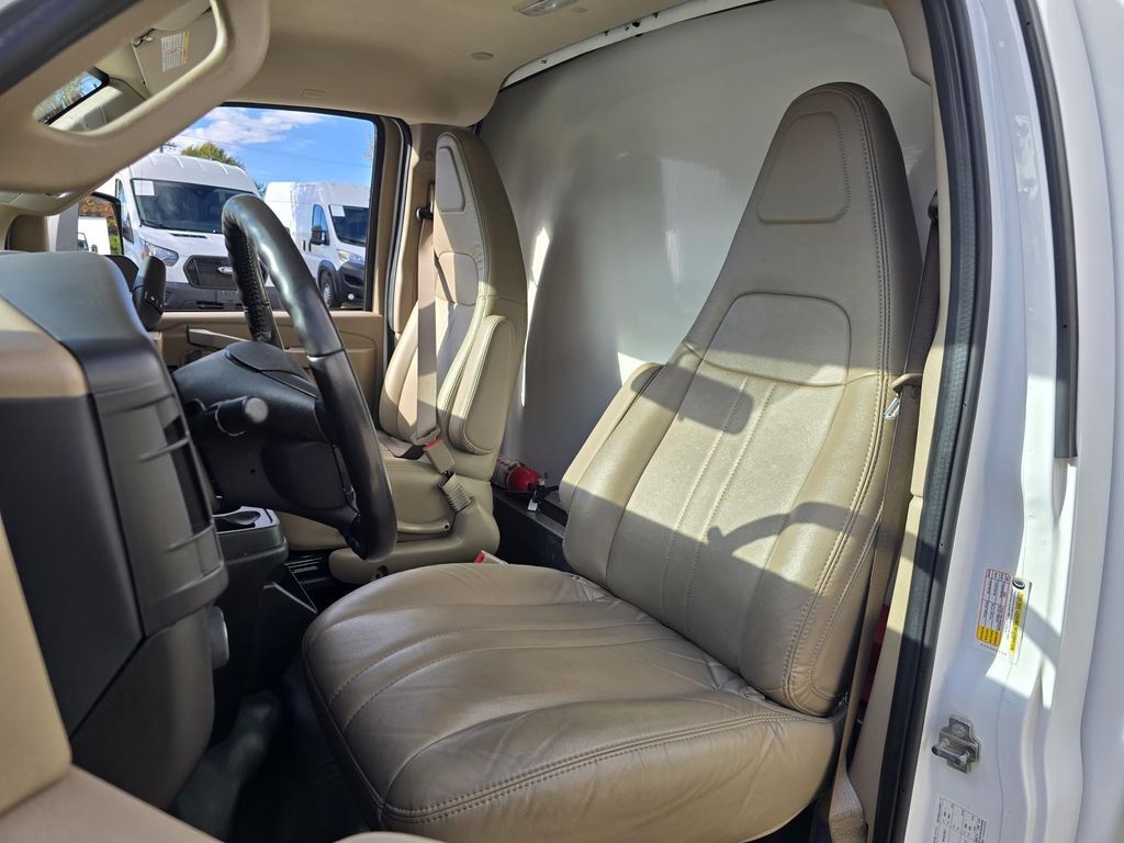 2023 Chevrolet Express Cutaway 4500 Series Concord NC